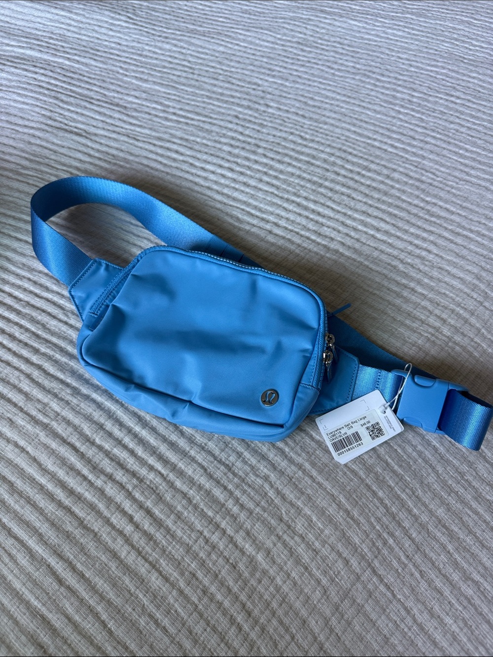 lululemon Ocean Blue Large Men’s Sling Everywhere Belt Bag